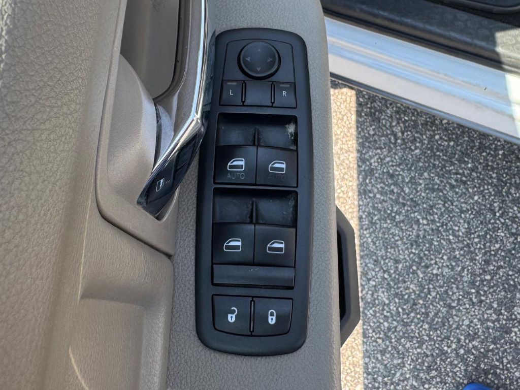 2011 Dodge Ram 1500 Image 35