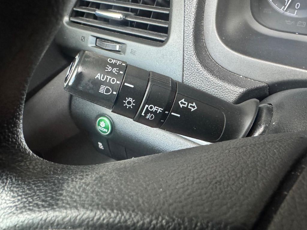 2015 Honda CR-V Image 40