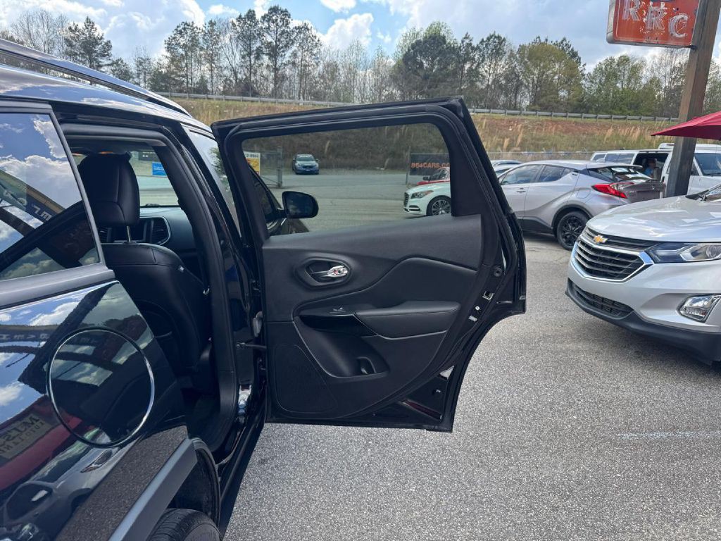 2021 Jeep Cherokee Image 11