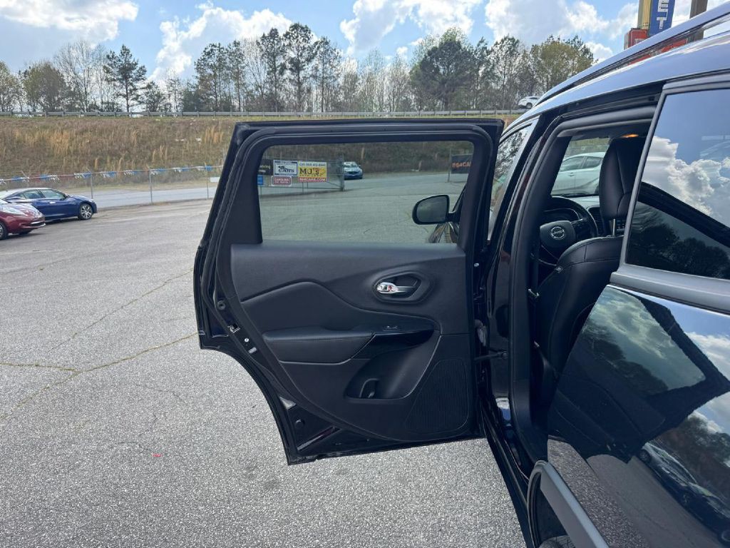 2021 Jeep Cherokee Image 21