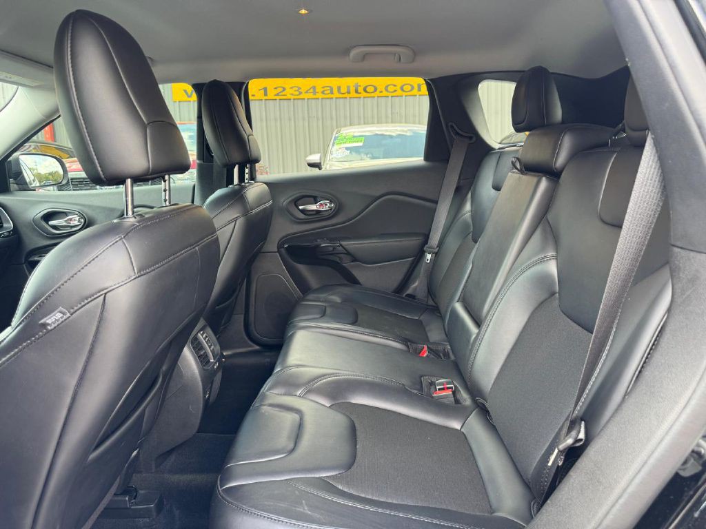 2021 Jeep Cherokee Image 22