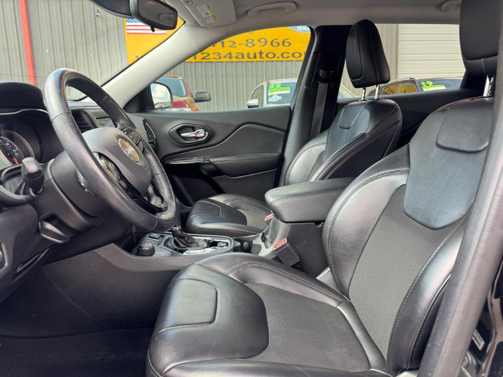 2021 Jeep Cherokee Image 31