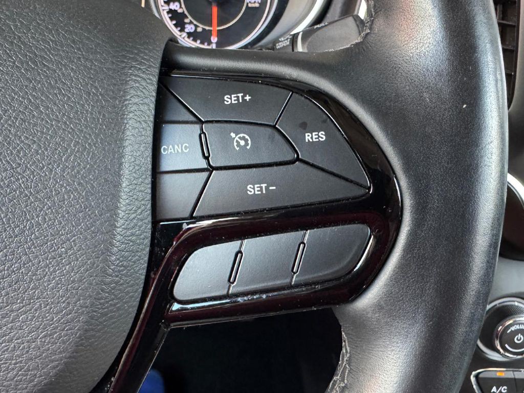 2021 Jeep Cherokee Image 40