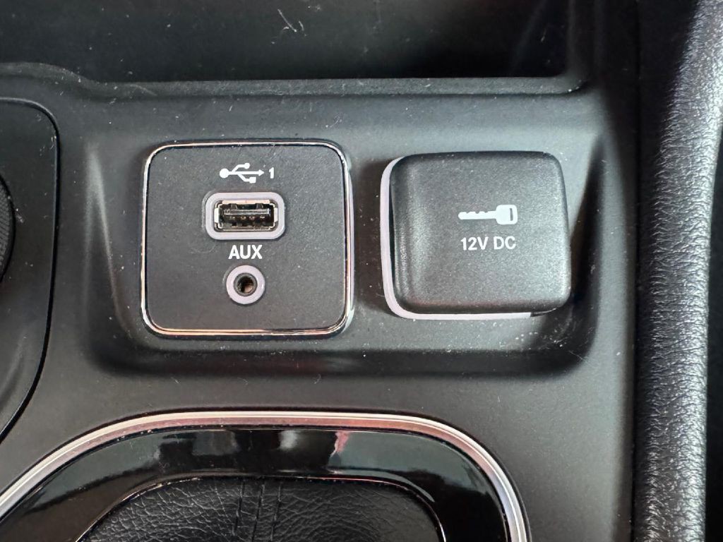 2021 Jeep Cherokee Image 55