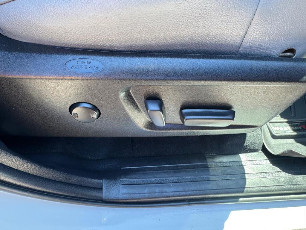 2020 Toyota Tundra Image 8