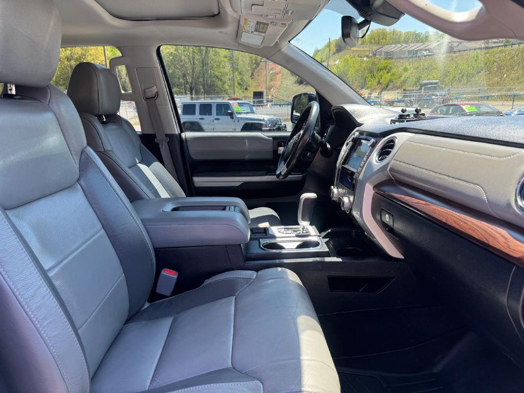 2020 Toyota Tundra Image 10