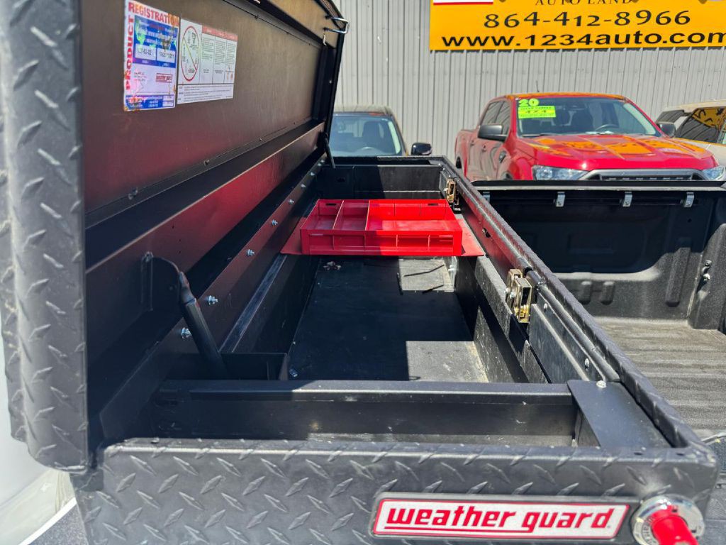 2020 Toyota Tundra Image 27