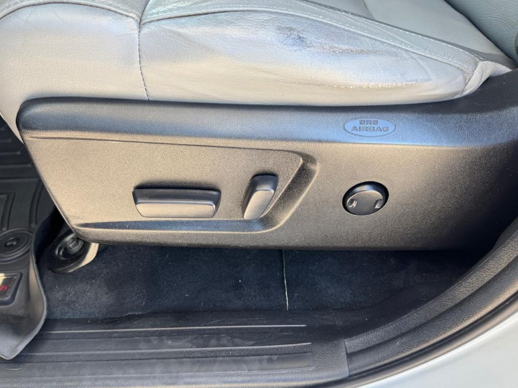 2020 Toyota Tundra Image 39