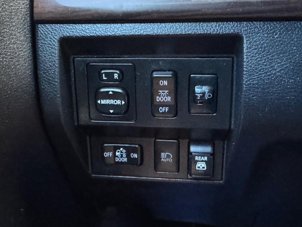 2020 Toyota Tundra Image 46