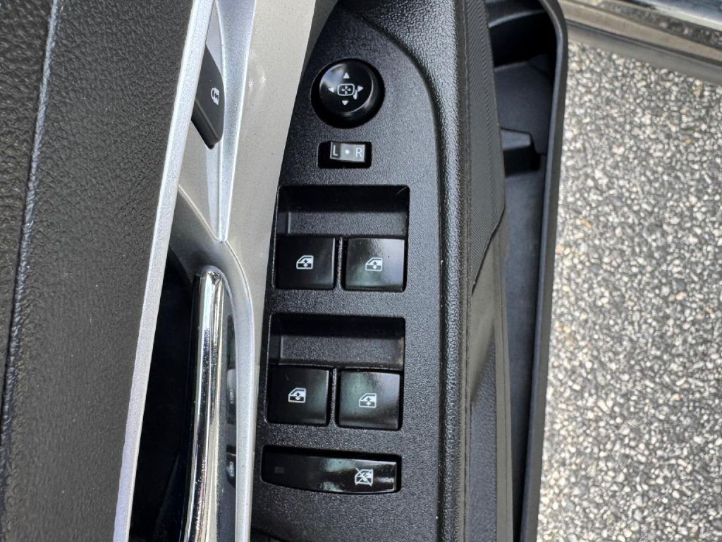 2016 Chevrolet Equinox Image 25