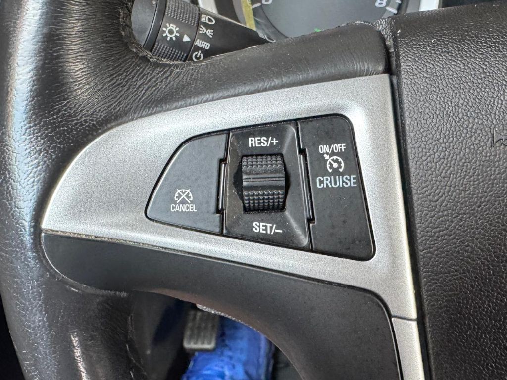 2016 Chevrolet Equinox Image 35