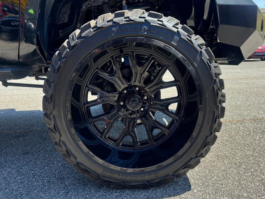 2016 Toyota Tundra Image 9