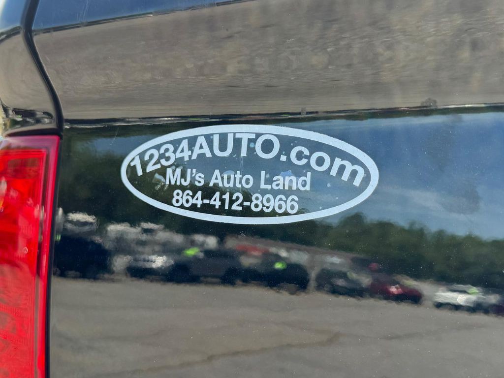 2016 Toyota Tundra Image 28