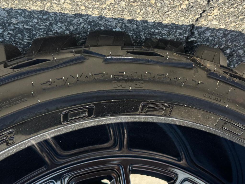 2016 Toyota Tundra Image 34