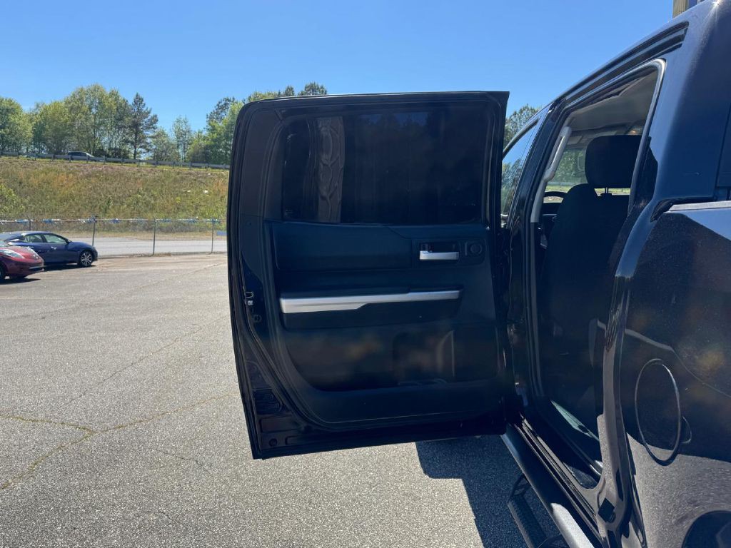 2016 Toyota Tundra Image 35