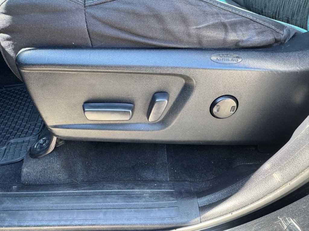 2016 Toyota Tundra Image 48