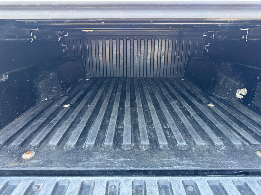 2020 Toyota Tacoma Image 21