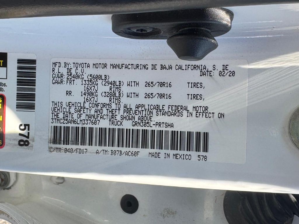 2020 Toyota Tacoma Image 39