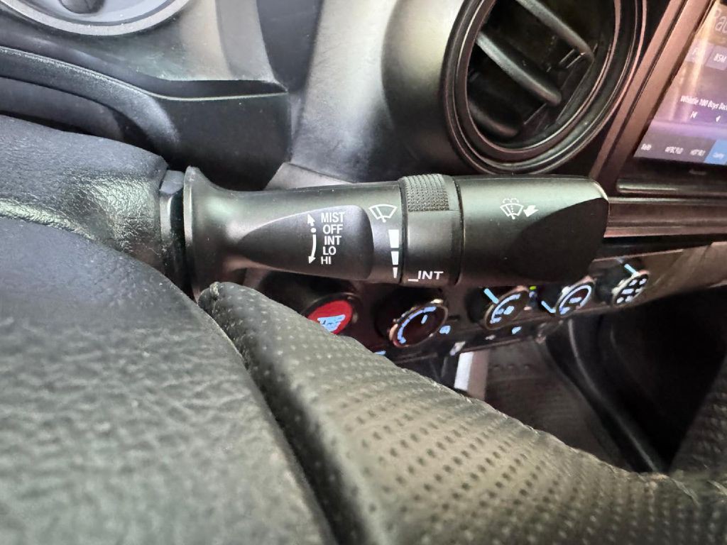 2020 Toyota Tacoma Image 53