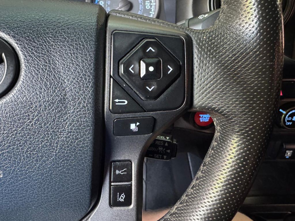 2020 Toyota Tacoma Image 54