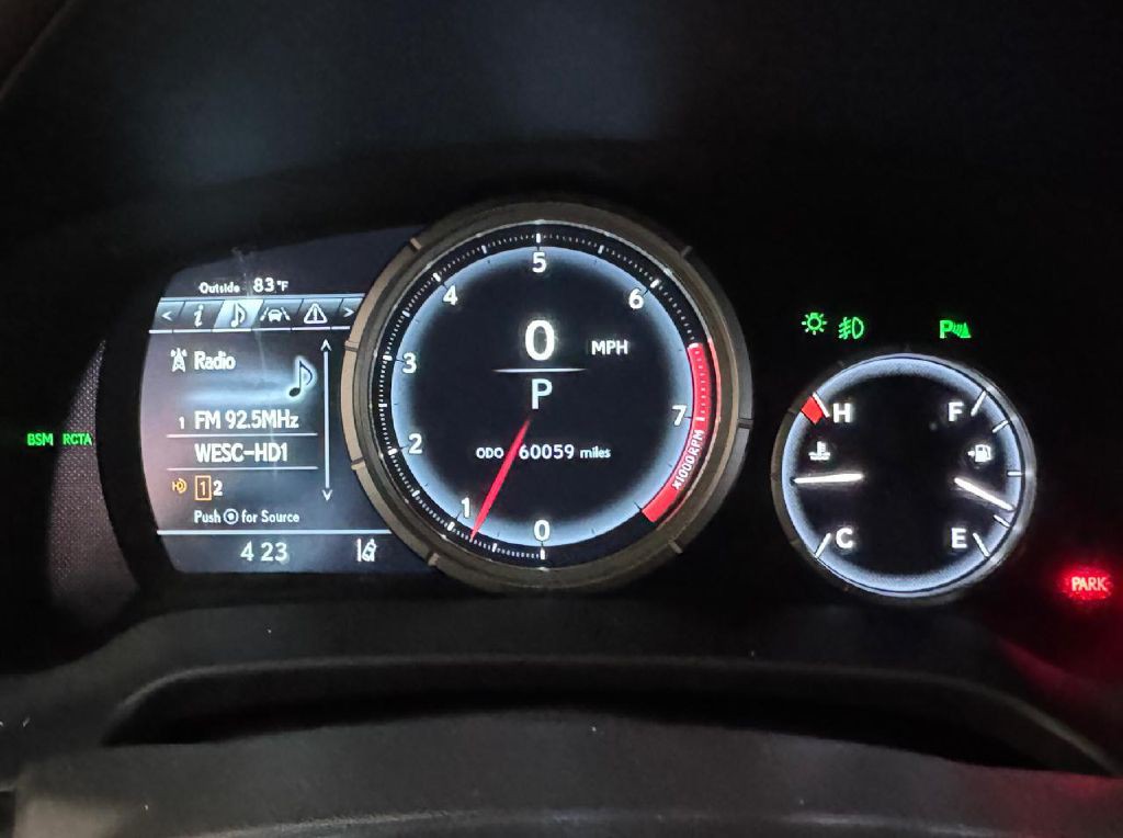 2017 Lexus RX Image 38