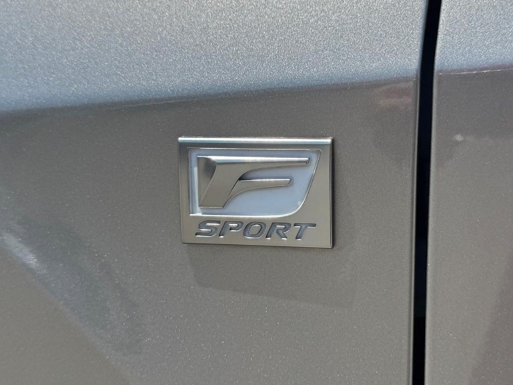2017 Lexus RX Image 6