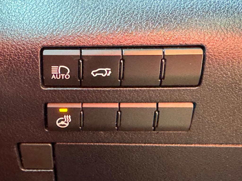 2017 Lexus RX Image 47
