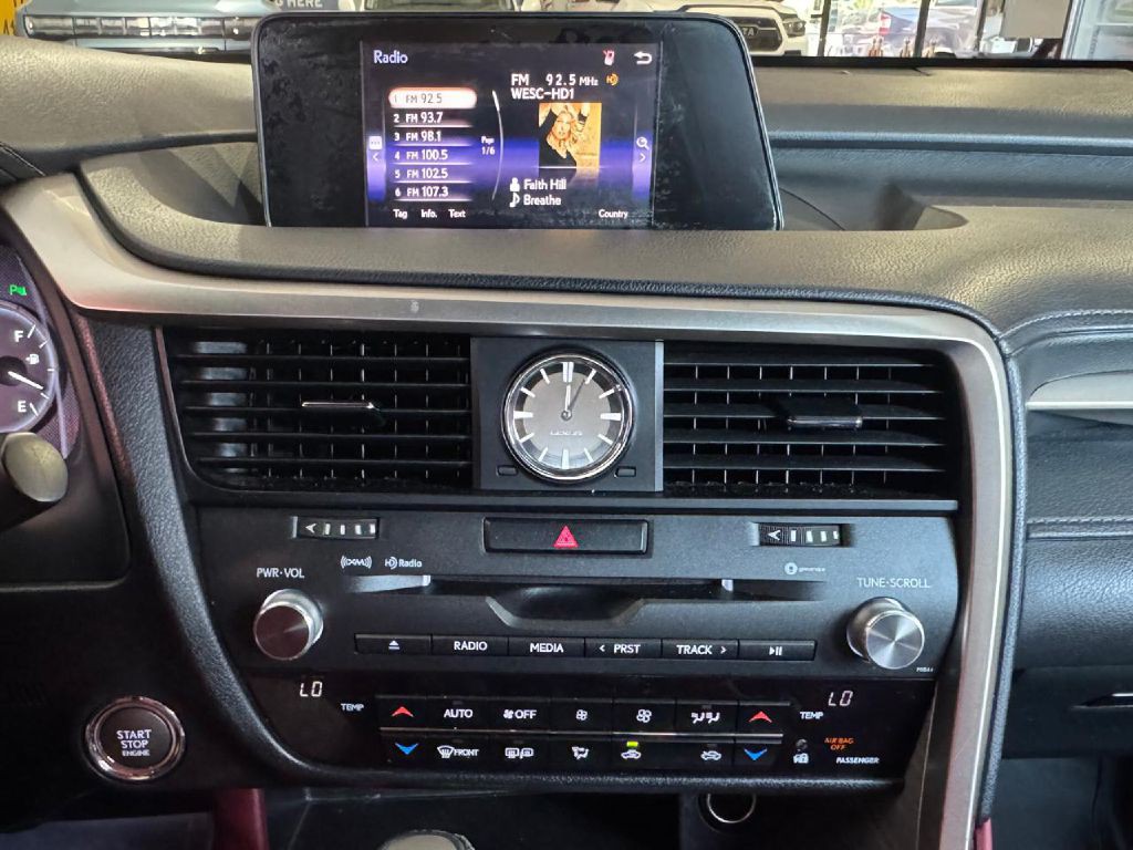 2017 Lexus RX Image 51