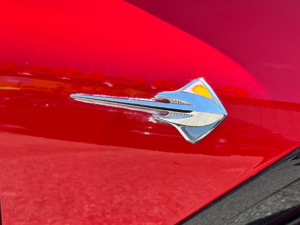 2015 Chevrolet Corvette Image 9