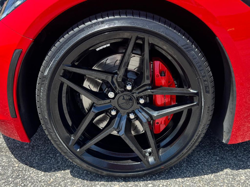 2015 Chevrolet Corvette Image 33