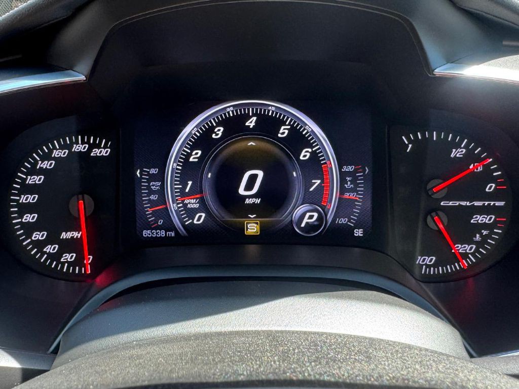 2015 Chevrolet Corvette Image 42