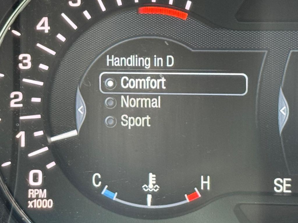 2017 Lincoln MKZ Image 42