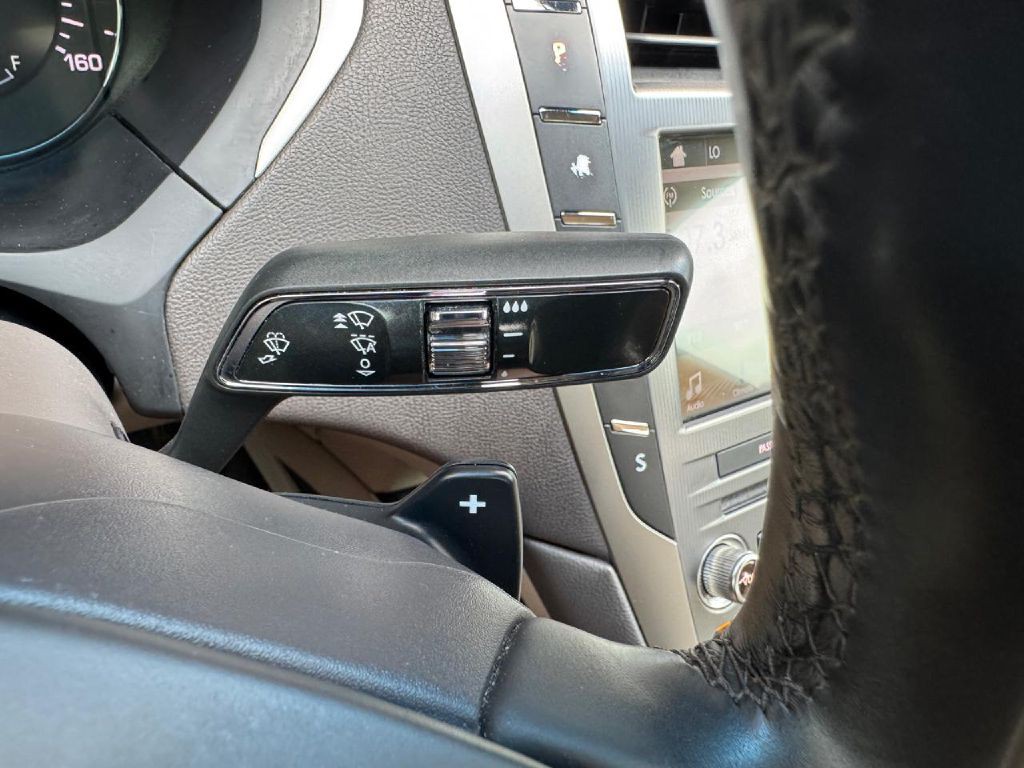 2017 Lincoln MKZ Image 48