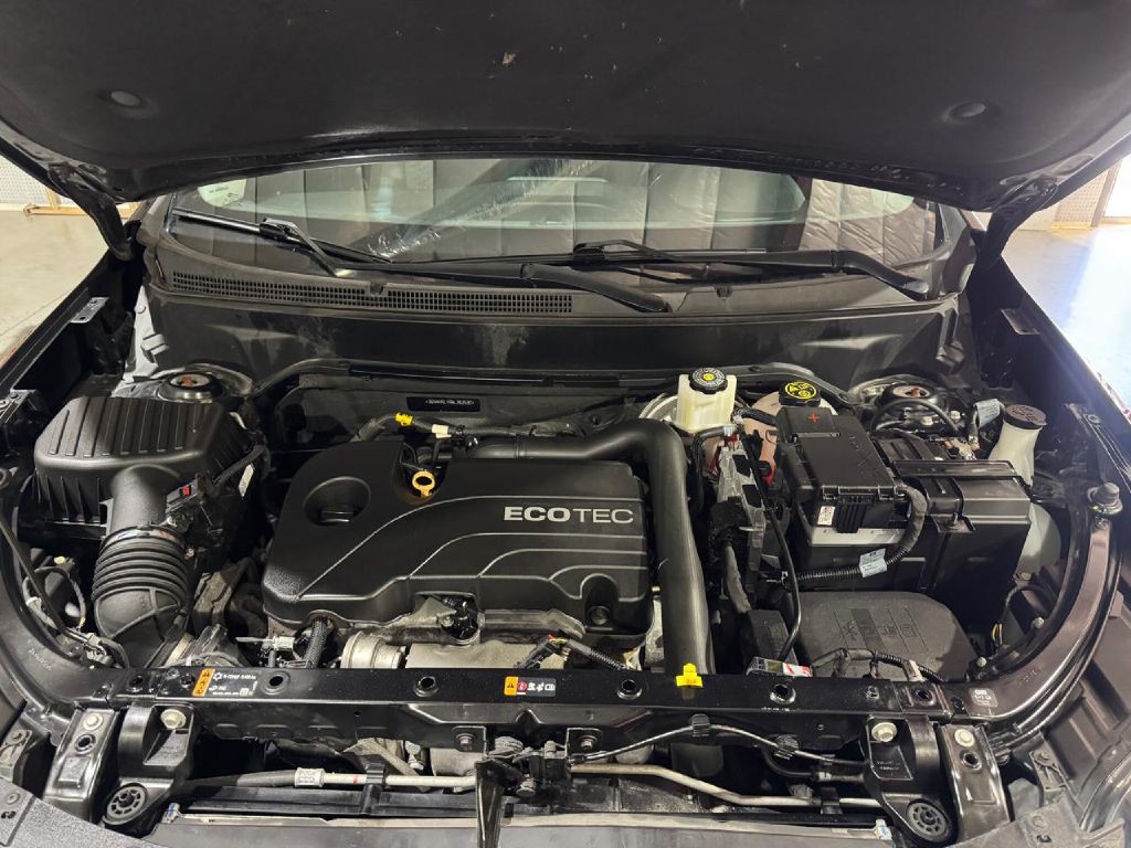 2021 Chevrolet Equinox Image 3
