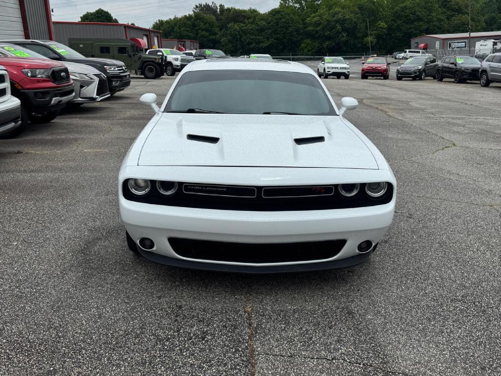 2018 Dodge Challenger Image 4