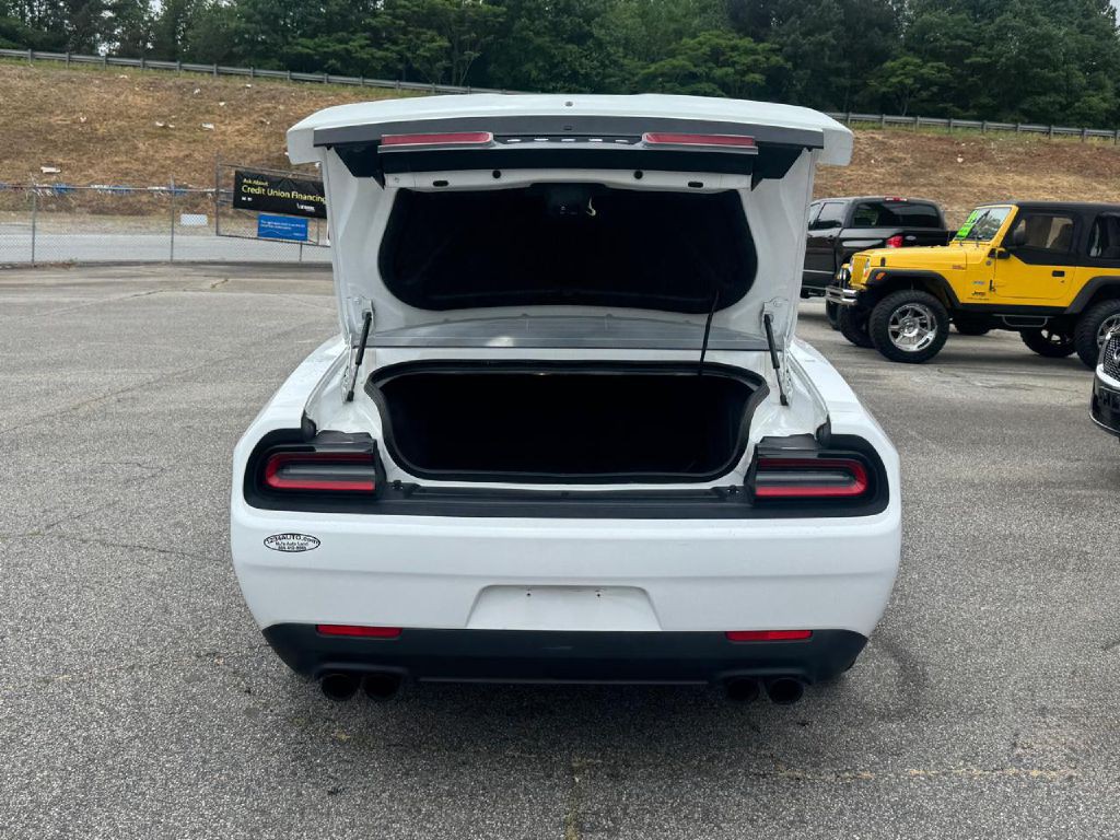 2018 Dodge Challenger Image 15
