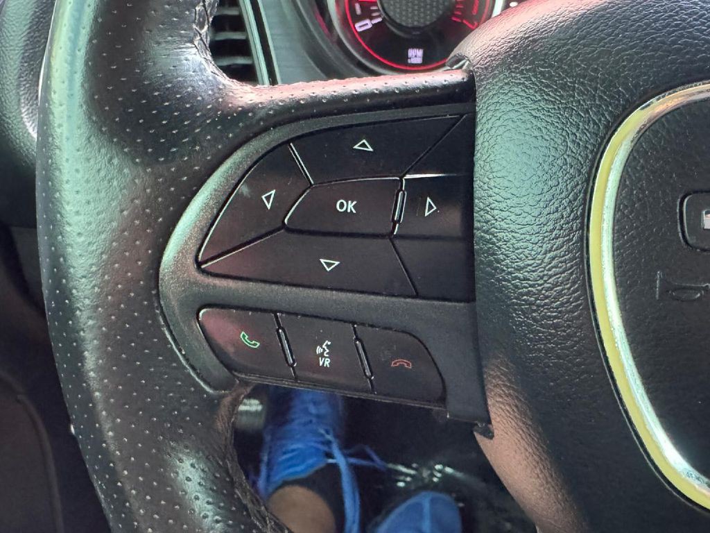 2018 Dodge Challenger Image 35