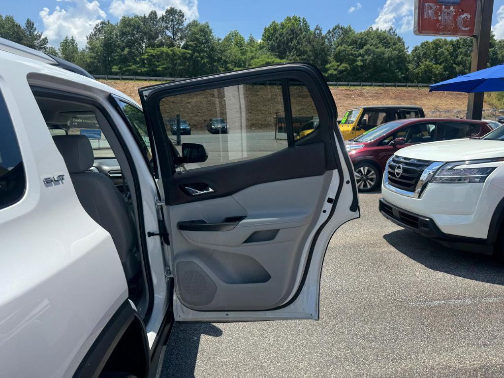 2021 GMC Acadia Image 11