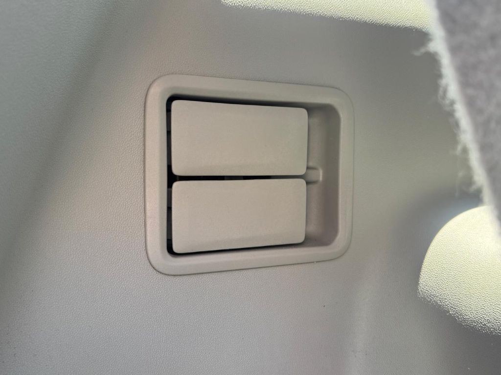 2021 GMC Acadia Image 22