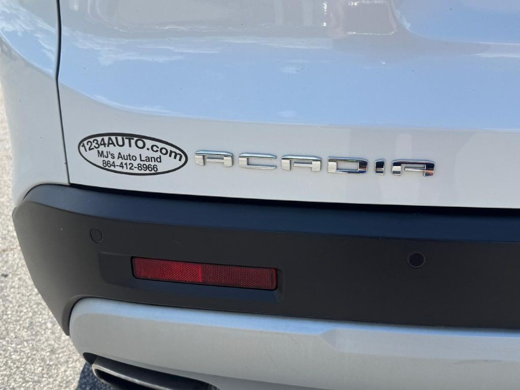 2021 GMC Acadia Image 25