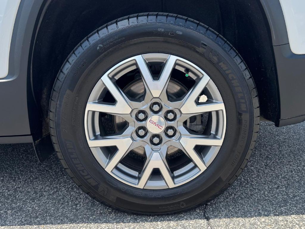 2021 GMC Acadia Image 27