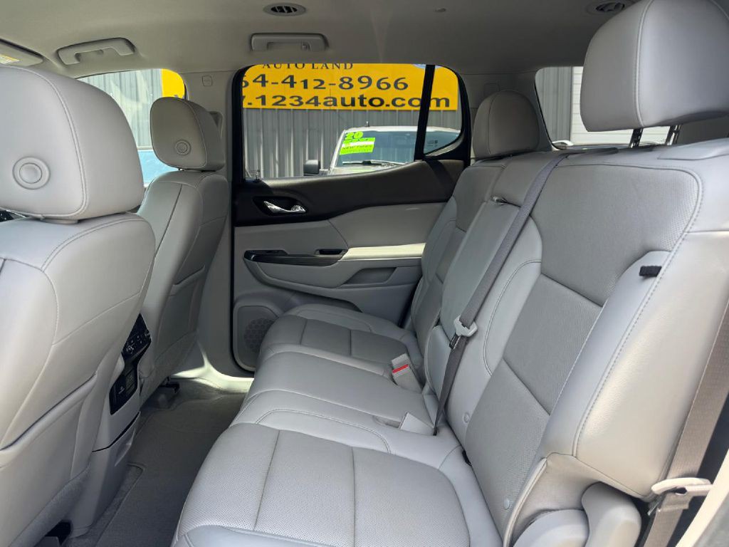 2021 GMC Acadia Image 31