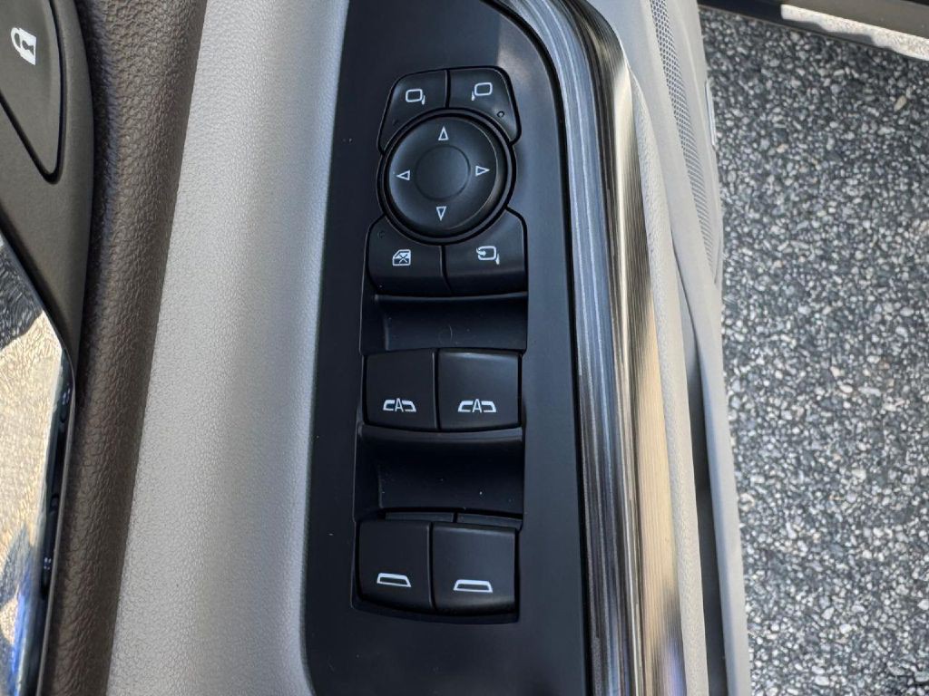 2021 GMC Acadia Image 38