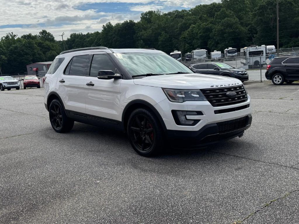 2017 Ford Explorer Image 5