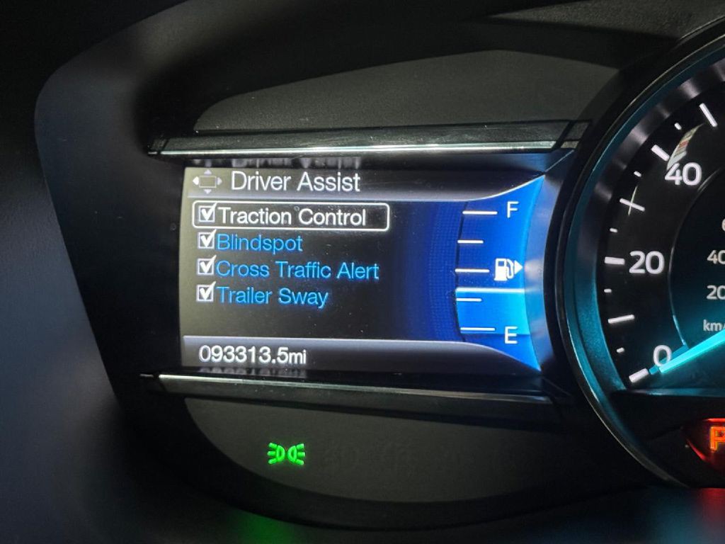 2017 Ford Explorer Image 49