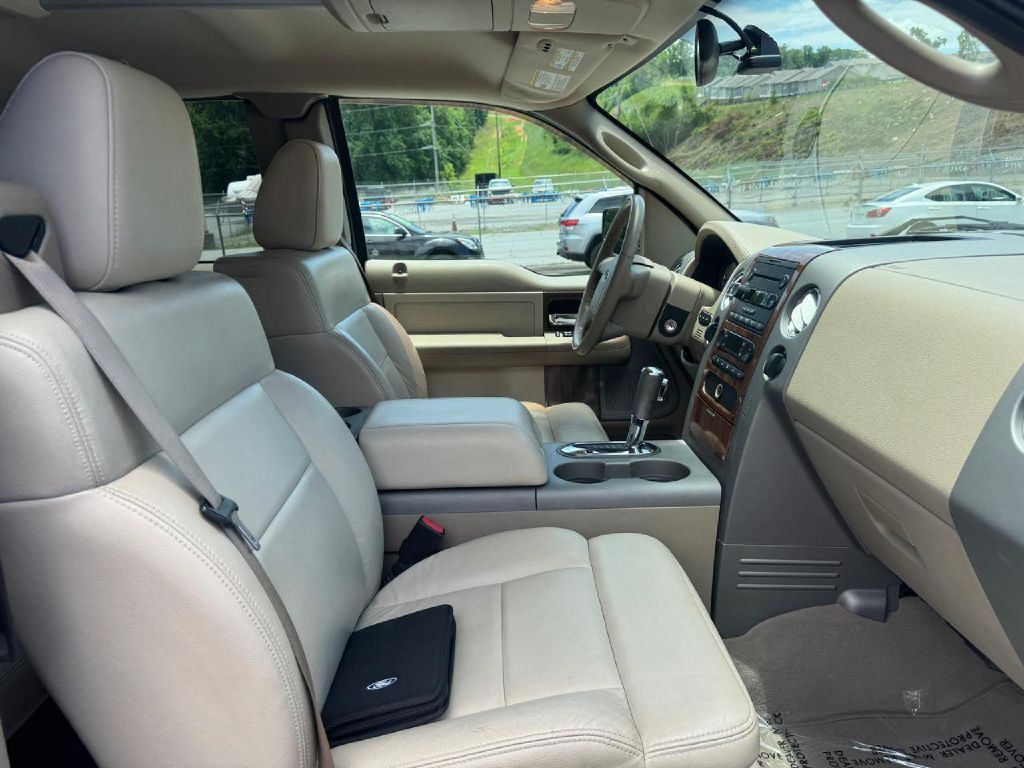 2004 Ford F-150 Image 10