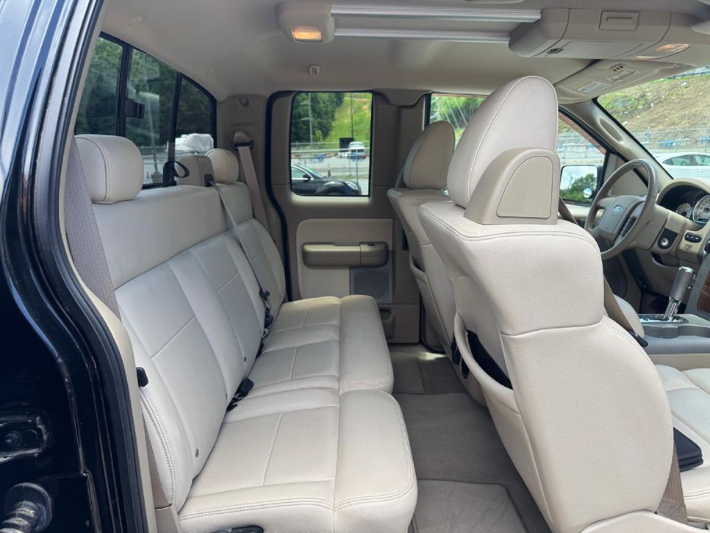 2004 Ford F-150 Image 12