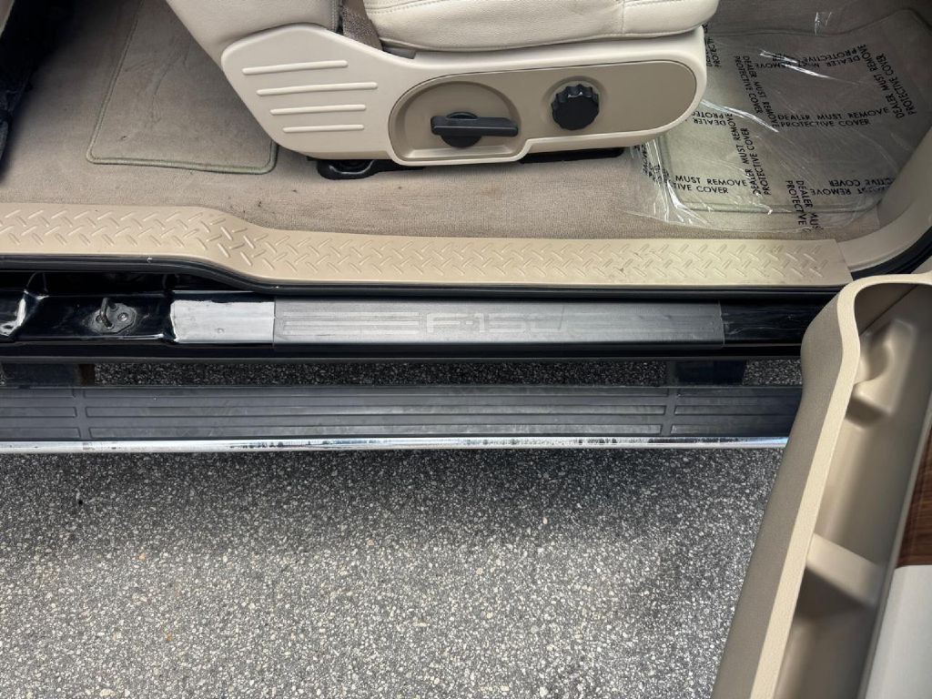 2004 Ford F-150 Image 15