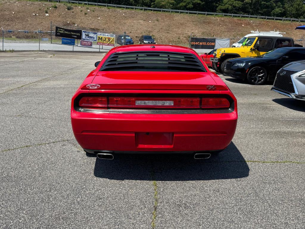 2009 Dodge Challenger Image 17