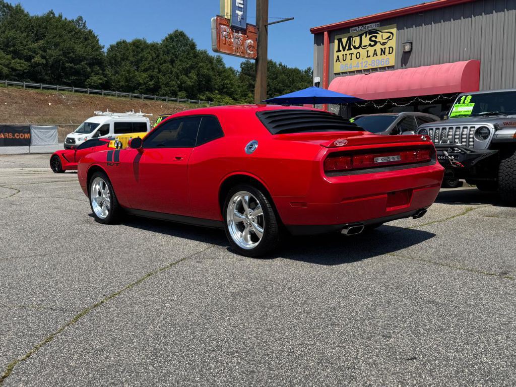 2009 Dodge Challenger Image 23
